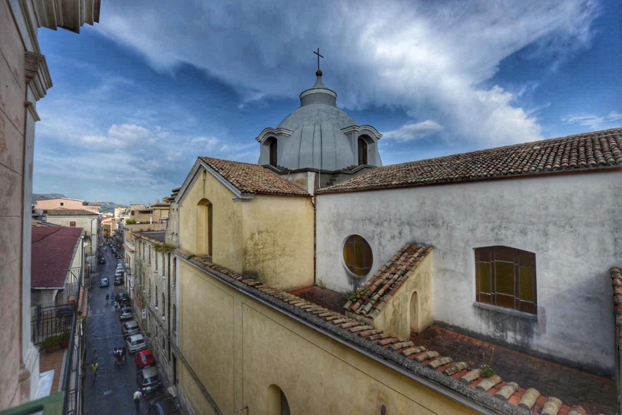 Domus D'Angelo B&B Formia Extérieur photo